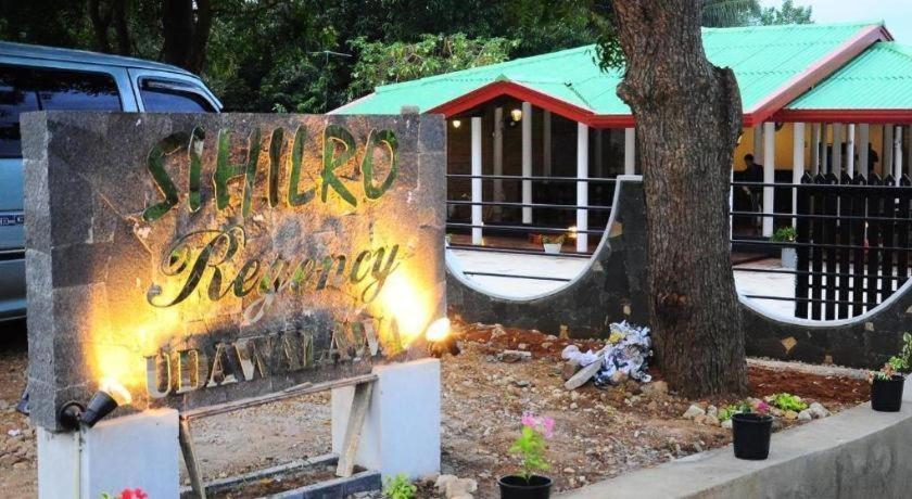 Sihilro Regency Hotel Udawalawe Exterior photo